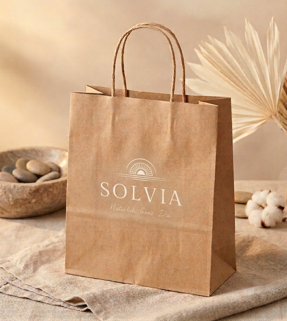 SOLVIA Logo-Design auf Tasche
